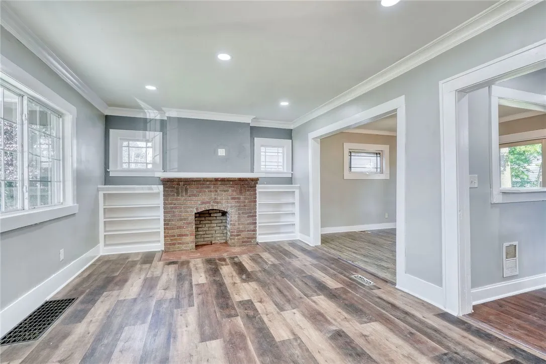 1396 Jay Street, Rochester, New York 14611, Rochester, New York 14611, 3 Bedrooms Bedrooms, 6 Rooms Rooms,1 BathroomBathrooms,Residential,For Sale,1396 Jay Street, Rochester, New York 14611,0,R1635191