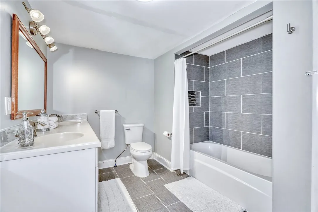 1396 Jay Street, Rochester, New York 14611, Rochester, New York 14611, 3 Bedrooms Bedrooms, 6 Rooms Rooms,1 BathroomBathrooms,Residential,For Sale,1396 Jay Street, Rochester, New York 14611,0,R1635191