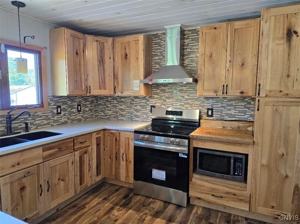 9429 Preston Hill Road, Camden, New York 13316, Camden, New York 13316, 3 Bedrooms Bedrooms, 8 Rooms Rooms,2 BathroomsBathrooms,Residential,For Sale,9429 Preston Hill Road, Camden, New York 13316,0,S1634992
