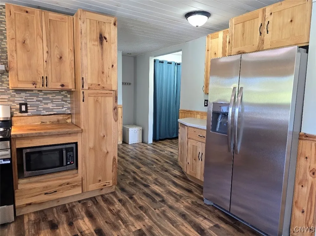 9429 Preston Hill Road, Camden, New York 13316, Camden, New York 13316, 3 Bedrooms Bedrooms, 8 Rooms Rooms,2 BathroomsBathrooms,Residential,For Sale,9429 Preston Hill Road, Camden, New York 13316,0,S1634992