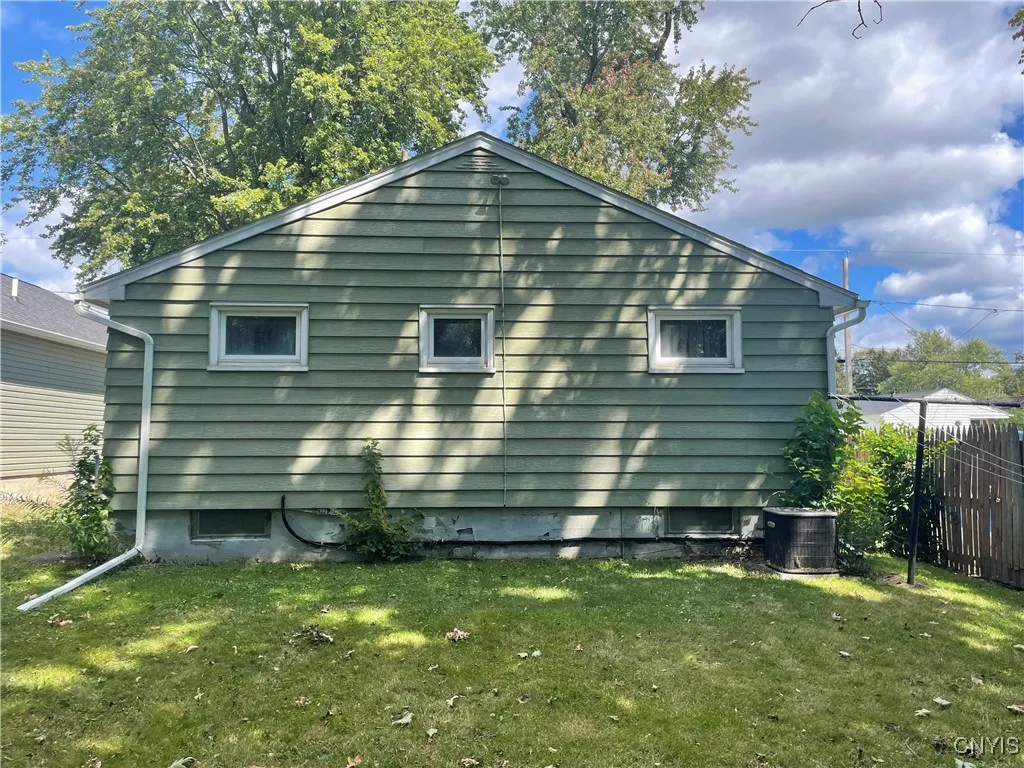 225 Fairmount Avenue, Salina, New York 13088, Salina, New York 13088, 4 Bedrooms Bedrooms, 8 Rooms Rooms,2 BathroomsBathrooms,Residential,For Sale,225 Fairmount Avenue, Salina, New York 13088,0,S1635228