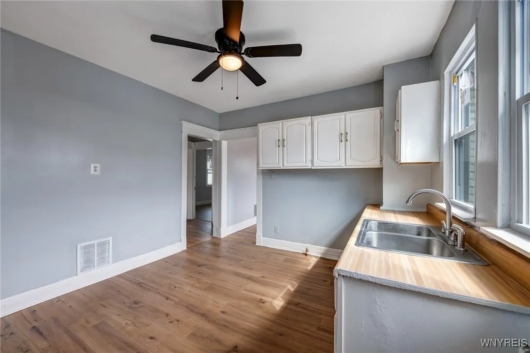 307 Berkshire Avenue, Buffalo, New York 14215, Buffalo, New York 14215, 4 Bedrooms Bedrooms, 6 Rooms Rooms,1 BathroomBathrooms,Residential,For Sale,307 Berkshire Avenue, Buffalo, New York 14215,0,B1635428