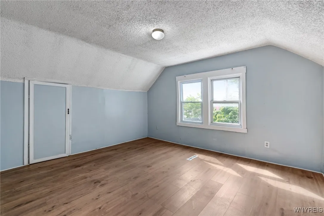 307 Berkshire Avenue, Buffalo, New York 14215, Buffalo, New York 14215, 4 Bedrooms Bedrooms, 6 Rooms Rooms,1 BathroomBathrooms,Residential,For Sale,307 Berkshire Avenue, Buffalo, New York 14215,0,B1635428