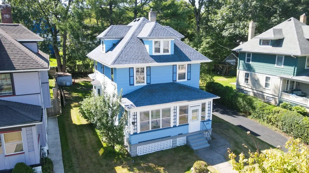 209 Alameda Street, Rochester, New York 14613, Rochester, New York 14613, 3 Bedrooms Bedrooms, 7 Rooms Rooms,1 BathroomBathrooms,Residential,Closed,209 Alameda Street, Rochester, New York 14613,0,R1635206