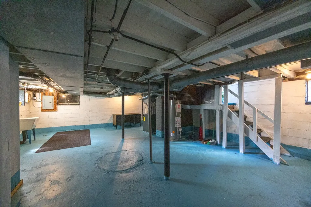 209 Alameda Street, Rochester, New York 14613, Rochester, New York 14613, 3 Bedrooms Bedrooms, 7 Rooms Rooms,1 BathroomBathrooms,Residential,Closed,209 Alameda Street, Rochester, New York 14613,0,R1635206