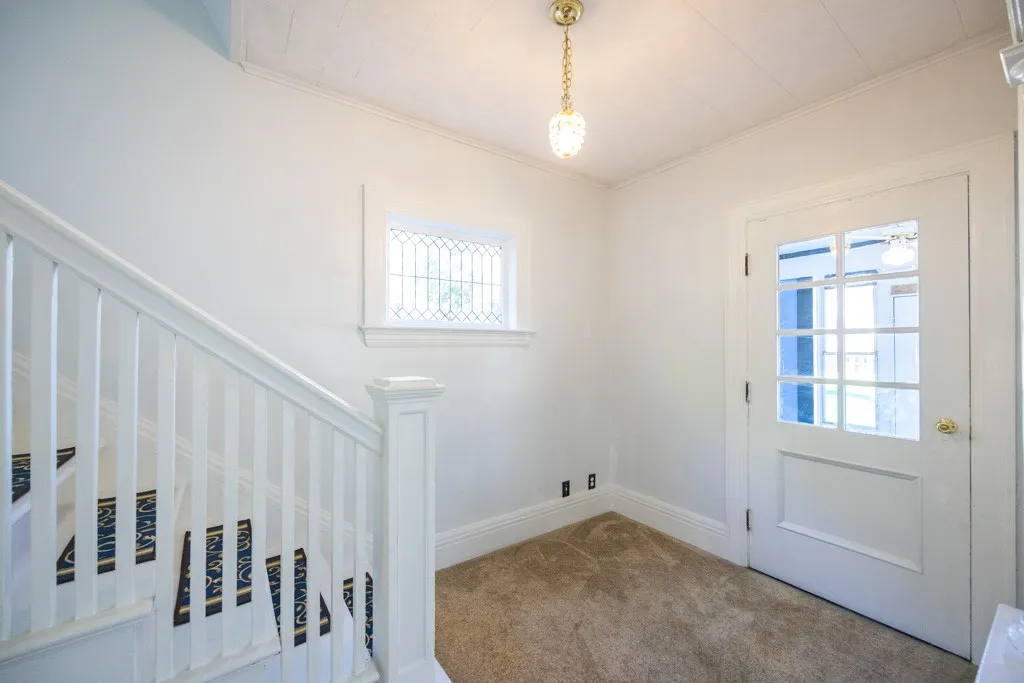 209 Alameda Street, Rochester, New York 14613, Rochester, New York 14613, 3 Bedrooms Bedrooms, 7 Rooms Rooms,1 BathroomBathrooms,Residential,Closed,209 Alameda Street, Rochester, New York 14613,0,R1635206