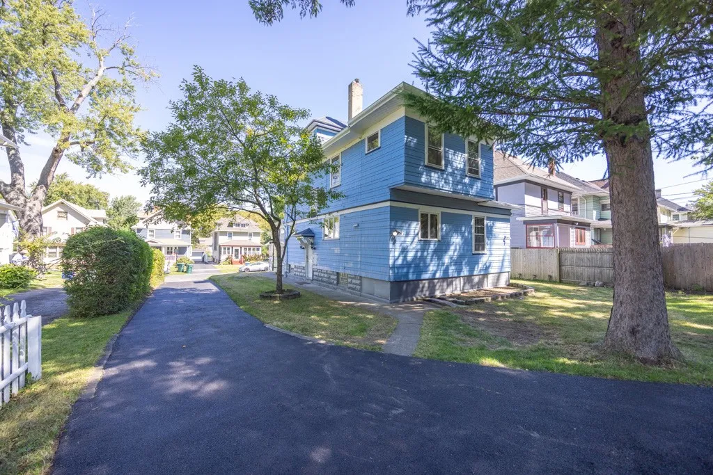 209 Alameda Street, Rochester, New York 14613, Rochester, New York 14613, 3 Bedrooms Bedrooms, 7 Rooms Rooms,1 BathroomBathrooms,Residential,Closed,209 Alameda Street, Rochester, New York 14613,0,R1635206