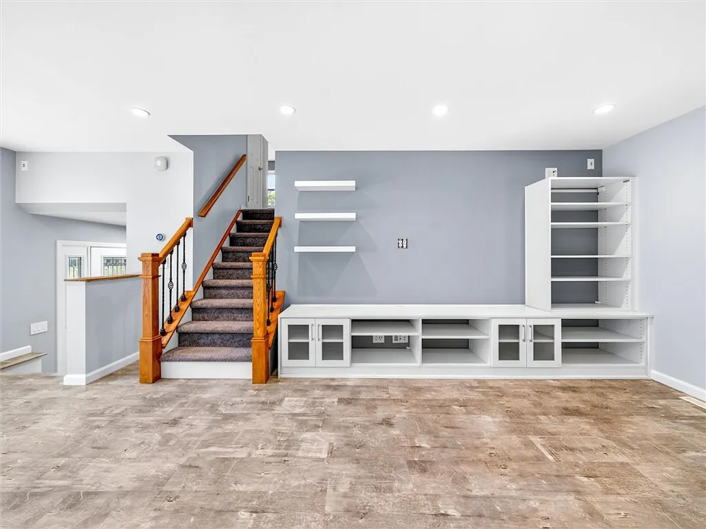 8 Weatherwood Lane, Chili, New York 14624, Chili, New York 14624, 3 Bedrooms Bedrooms, 6 Rooms Rooms,2 BathroomsBathrooms,Residential,Closed,8 Weatherwood Lane, Chili, New York 14624,0,R1627072