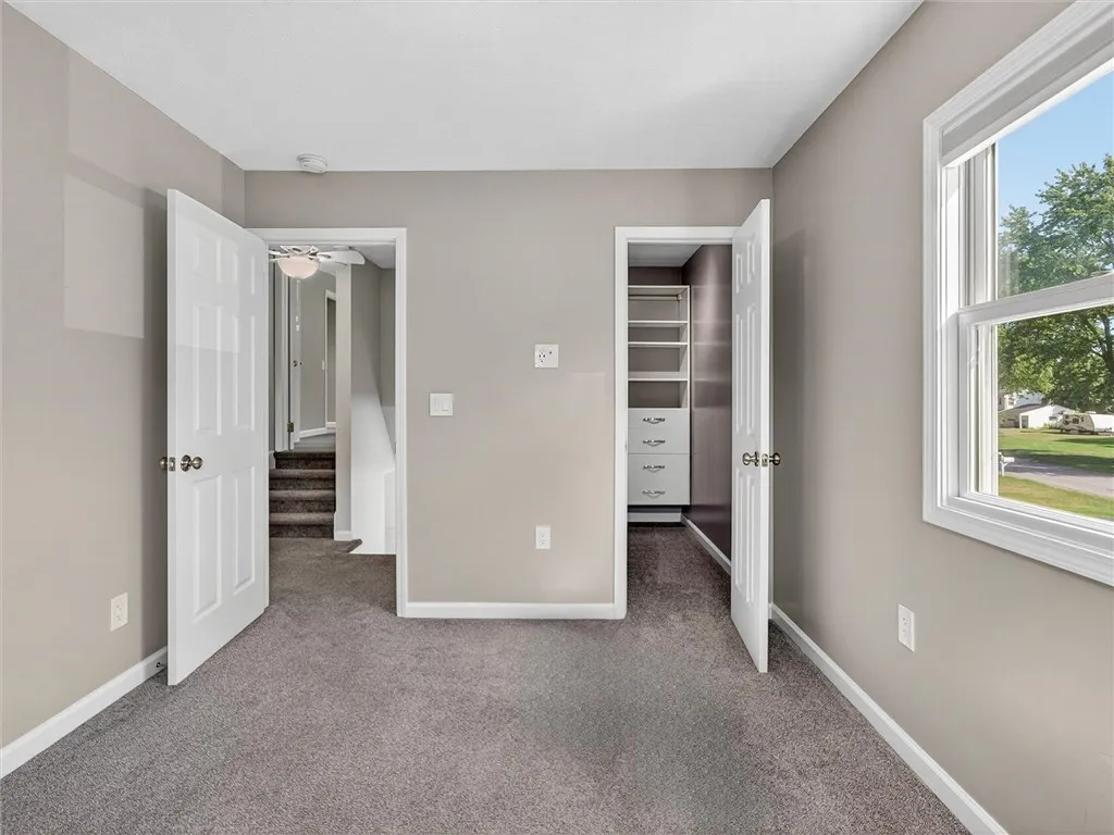 8 Weatherwood Lane, Chili, New York 14624, Chili, New York 14624, 3 Bedrooms Bedrooms, 6 Rooms Rooms,2 BathroomsBathrooms,Residential,Closed,8 Weatherwood Lane, Chili, New York 14624,0,R1627072