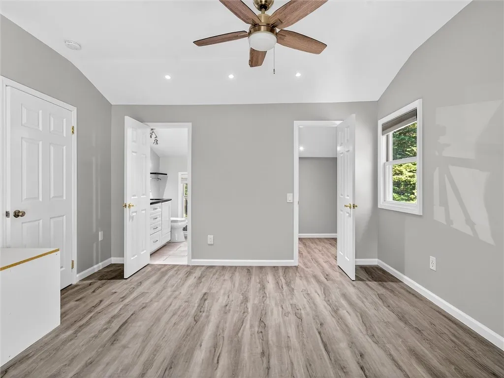 8 Weatherwood Lane, Chili, New York 14624, Chili, New York 14624, 3 Bedrooms Bedrooms, 6 Rooms Rooms,2 BathroomsBathrooms,Residential,Closed,8 Weatherwood Lane, Chili, New York 14624,0,R1627072