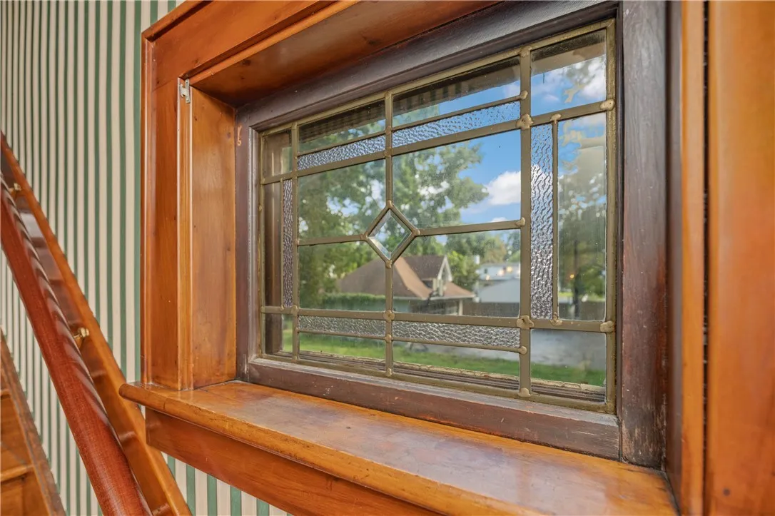 3902 Culver Road, Irondequoit, New York 14622, Irondequoit, New York 14622, 3 Bedrooms Bedrooms, 8 Rooms Rooms,2 BathroomsBathrooms,Residential,Closed,3902 Culver Road, Irondequoit, New York 14622,0,R1635095