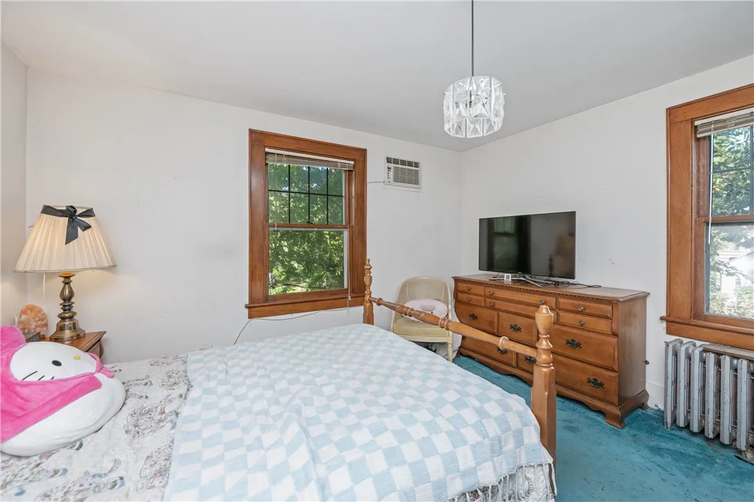 3902 Culver Road, Irondequoit, New York 14622, Irondequoit, New York 14622, 3 Bedrooms Bedrooms, 8 Rooms Rooms,2 BathroomsBathrooms,Residential,Closed,3902 Culver Road, Irondequoit, New York 14622,0,R1635095