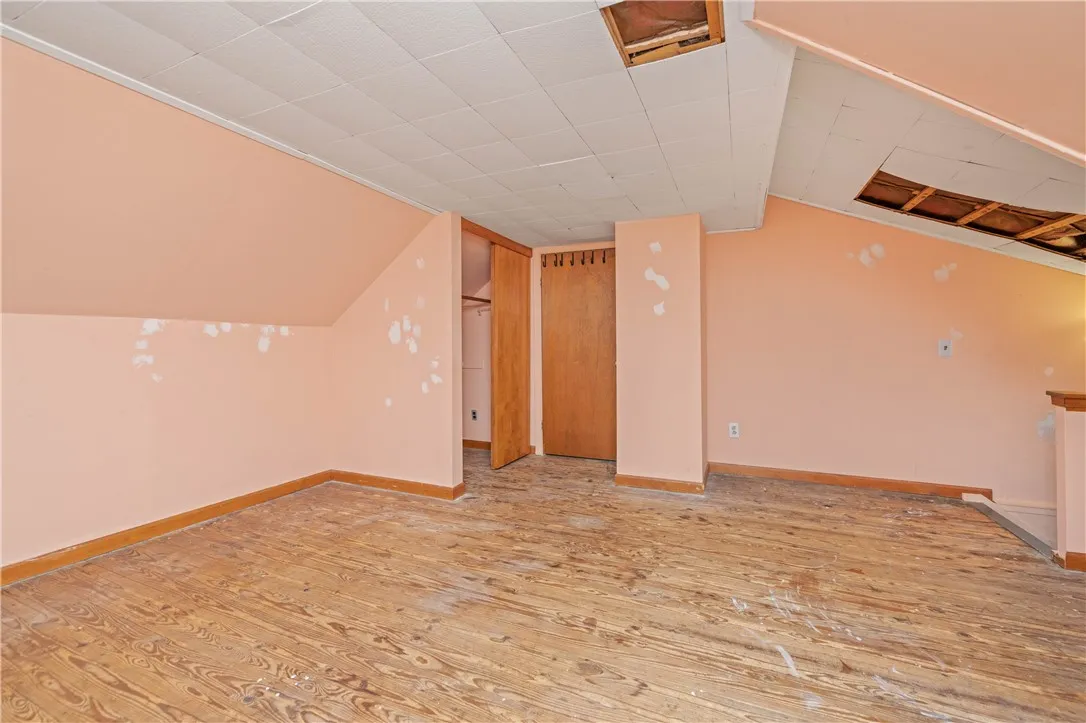 3902 Culver Road, Irondequoit, New York 14622, Irondequoit, New York 14622, 3 Bedrooms Bedrooms, 8 Rooms Rooms,2 BathroomsBathrooms,Residential,Closed,3902 Culver Road, Irondequoit, New York 14622,0,R1635095