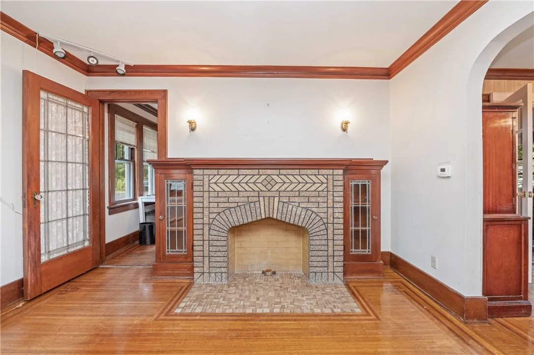 3902 Culver Road, Irondequoit, New York 14622, Irondequoit, New York 14622, 3 Bedrooms Bedrooms, 8 Rooms Rooms,2 BathroomsBathrooms,Residential,Closed,3902 Culver Road, Irondequoit, New York 14622,0,R1635095