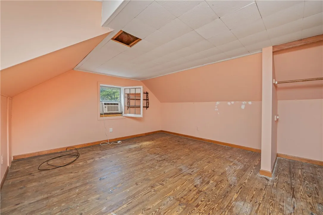 3902 Culver Road, Irondequoit, New York 14622, Irondequoit, New York 14622, 3 Bedrooms Bedrooms, 8 Rooms Rooms,2 BathroomsBathrooms,Residential,Closed,3902 Culver Road, Irondequoit, New York 14622,0,R1635095