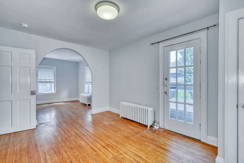 373 Alexander Street, Rochester, New York 14607, Rochester, New York 14607, 4 Bedrooms Bedrooms, 8 Rooms Rooms,3 BathroomsBathrooms,Residential,Closed,373 Alexander Street, Rochester, New York 14607,0,R1633562