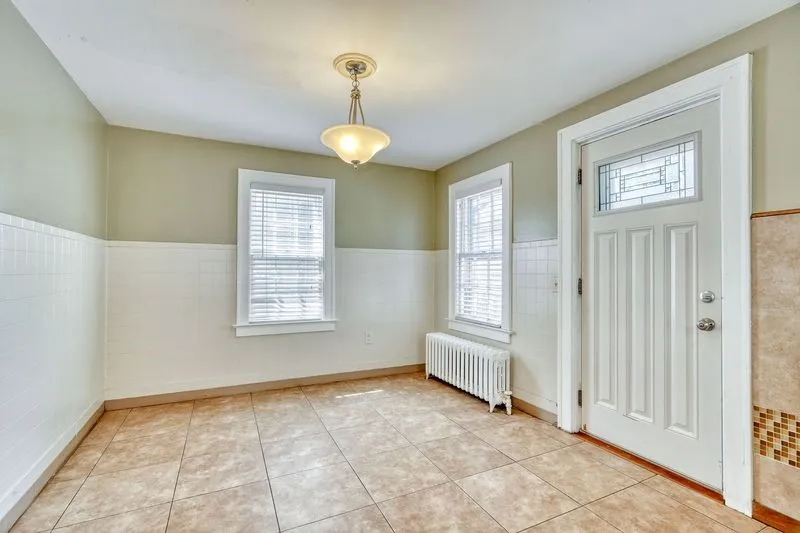 373 Alexander Street, Rochester, New York 14607, Rochester, New York 14607, 4 Bedrooms Bedrooms, 8 Rooms Rooms,3 BathroomsBathrooms,Residential,Closed,373 Alexander Street, Rochester, New York 14607,0,R1633562