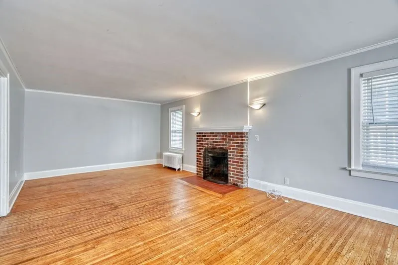 373 Alexander Street, Rochester, New York 14607, Rochester, New York 14607, 4 Bedrooms Bedrooms, 8 Rooms Rooms,3 BathroomsBathrooms,Residential,Closed,373 Alexander Street, Rochester, New York 14607,0,R1633562