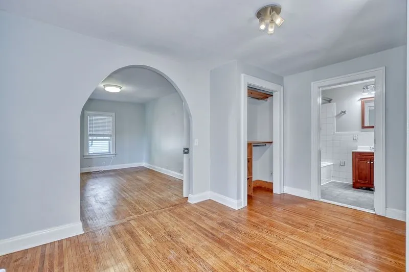 373 Alexander Street, Rochester, New York 14607, Rochester, New York 14607, 4 Bedrooms Bedrooms, 8 Rooms Rooms,3 BathroomsBathrooms,Residential,Closed,373 Alexander Street, Rochester, New York 14607,0,R1633562