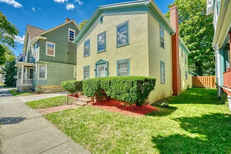 373 Alexander Street, Rochester, New York 14607, Rochester, New York 14607, 4 Bedrooms Bedrooms, 8 Rooms Rooms,3 BathroomsBathrooms,Residential,Closed,373 Alexander Street, Rochester, New York 14607,0,R1633562