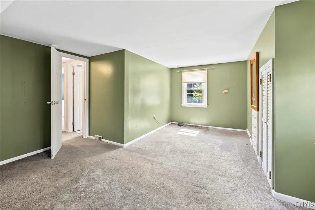 121 West Molloy Road, Salina, New York 13211, Salina, New York 13211, 3 Bedrooms Bedrooms, 11 Rooms Rooms,2 BathroomsBathrooms,Residential,Closed,121 West Molloy Road, Salina, New York 13211,0,S1635026