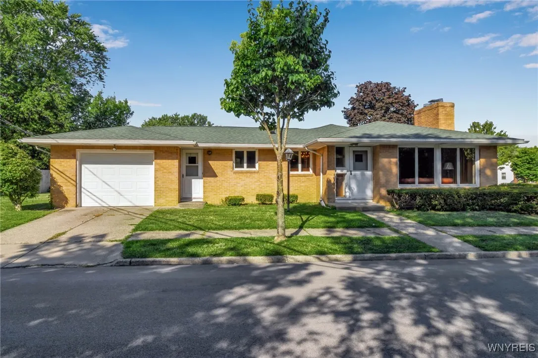 117 Lennox Avenue, Amherst, New York 14226, Amherst, New York 14226, 3 Bedrooms Bedrooms, 7 Rooms Rooms,1 BathroomBathrooms,Residential,Closed,117 Lennox Avenue, Amherst, New York 14226,0,B1635287