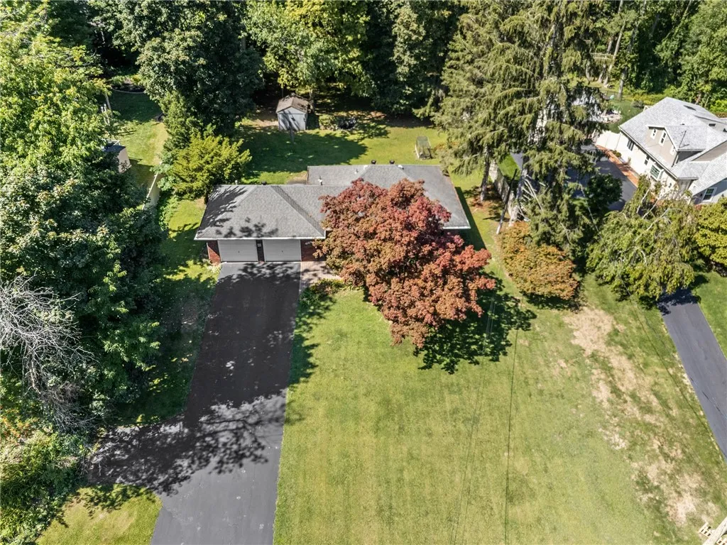 689 Maple Drive, Webster, New York 14580, Webster, New York 14580, 2 Bedrooms Bedrooms, 4 Rooms Rooms,1 BathroomBathrooms,Residential,Closed,689 Maple Drive, Webster, New York 14580,0,R1633245