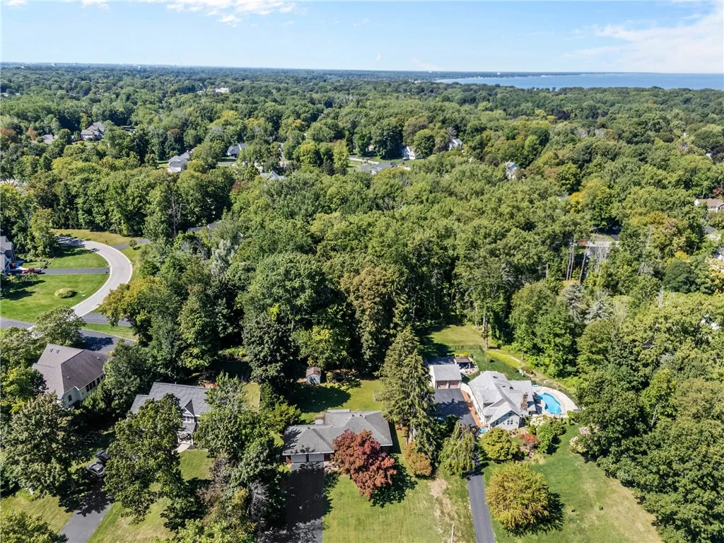 689 Maple Drive, Webster, New York 14580, Webster, New York 14580, 2 Bedrooms Bedrooms, 4 Rooms Rooms,1 BathroomBathrooms,Residential,Closed,689 Maple Drive, Webster, New York 14580,0,R1633245