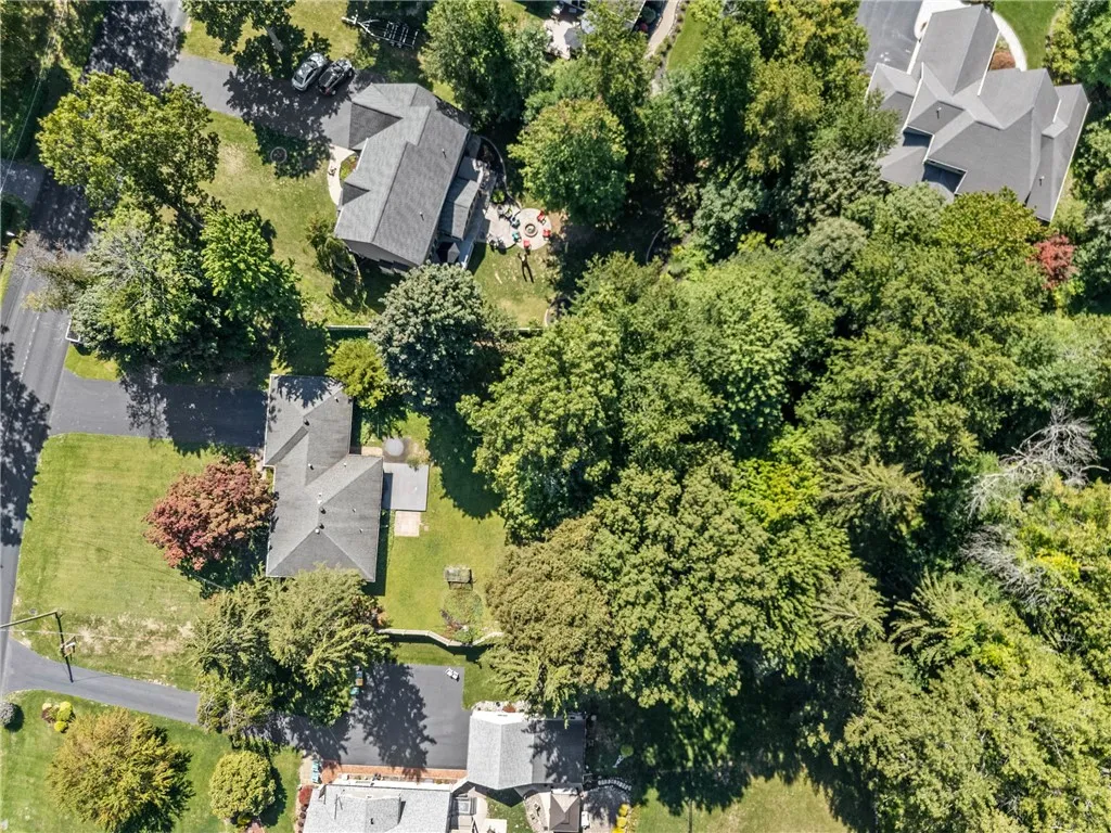 689 Maple Drive, Webster, New York 14580, Webster, New York 14580, 2 Bedrooms Bedrooms, 4 Rooms Rooms,1 BathroomBathrooms,Residential,Closed,689 Maple Drive, Webster, New York 14580,0,R1633245