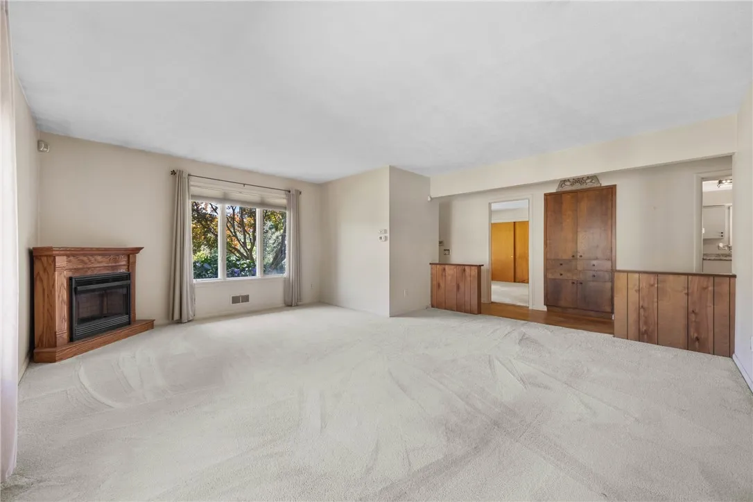 689 Maple Drive, Webster, New York 14580, Webster, New York 14580, 2 Bedrooms Bedrooms, 4 Rooms Rooms,1 BathroomBathrooms,Residential,Closed,689 Maple Drive, Webster, New York 14580,0,R1633245