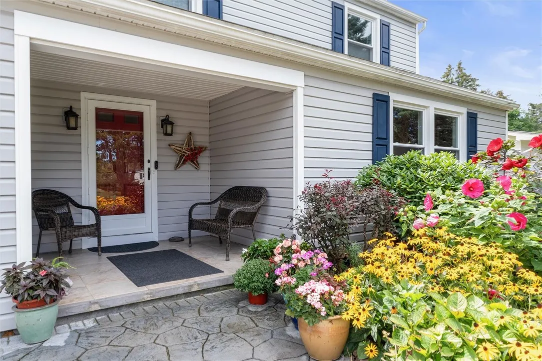 347 Huffer Rd, Parma, New York 14468, Parma, New York 14468, 4 Bedrooms Bedrooms, 7 Rooms Rooms,1 BathroomBathrooms,Residential,Closed,347 Huffer Rd, Parma, New York 14468,0,R1631163