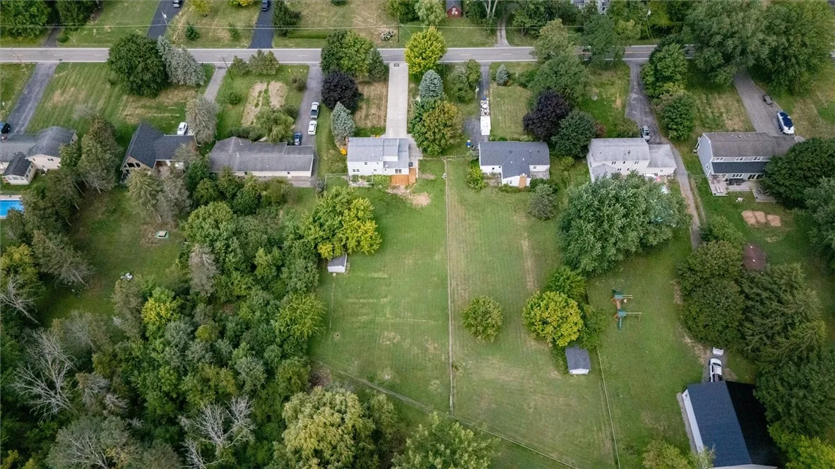 347 Huffer Rd, Parma, New York 14468, Parma, New York 14468, 4 Bedrooms Bedrooms, 7 Rooms Rooms,1 BathroomBathrooms,Residential,Closed,347 Huffer Rd, Parma, New York 14468,0,R1631163