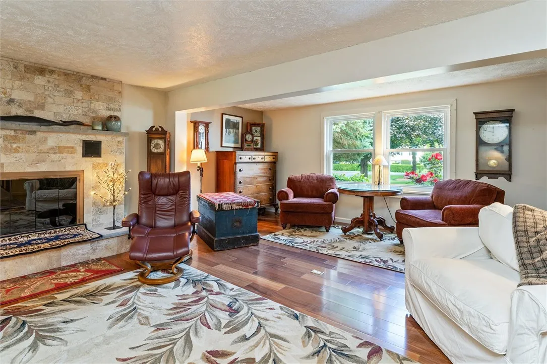 347 Huffer Rd, Parma, New York 14468, Parma, New York 14468, 4 Bedrooms Bedrooms, 7 Rooms Rooms,1 BathroomBathrooms,Residential,Closed,347 Huffer Rd, Parma, New York 14468,0,R1631163