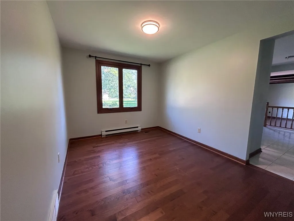 6142 Berkley Drive, Orchard Park, New York 14127, Orchard Park, New York 14127, 2 Bedrooms Bedrooms, 6 Rooms Rooms,1 BathroomBathrooms,Residential Lease,For Rent,6142 Berkley Drive, Orchard Park, New York 14127,0,B1635463