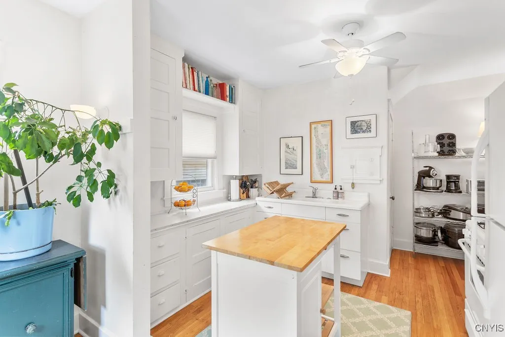 153 Upland Road, Syracuse, New York 13207, Syracuse, New York 13207, 3 Bedrooms Bedrooms, 7 Rooms Rooms,1 BathroomBathrooms,Residential,For Sale,153 Upland Road, Syracuse, New York 13207,0,S1633607