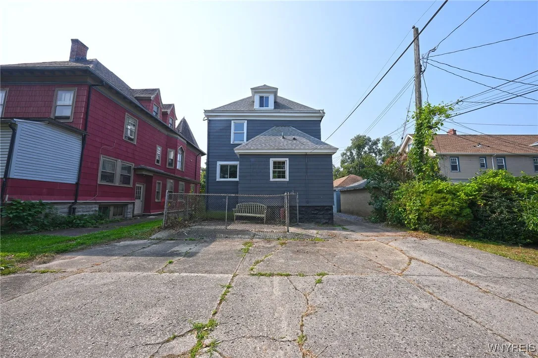 1349 Mckinley Parkway, Lackawanna, New York 14218, Lackawanna, New York 14218, 4 Bedrooms Bedrooms, 8 Rooms Rooms,2 BathroomsBathrooms,Residential,For Sale,1349 Mckinley Parkway, Lackawanna, New York 14218,0,B1635283