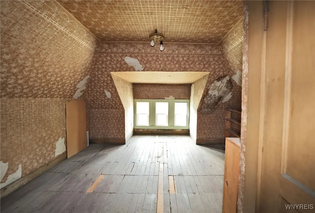 1349 Mckinley Parkway, Lackawanna, New York 14218, Lackawanna, New York 14218, 4 Bedrooms Bedrooms, 8 Rooms Rooms,2 BathroomsBathrooms,Residential,For Sale,1349 Mckinley Parkway, Lackawanna, New York 14218,0,B1635283