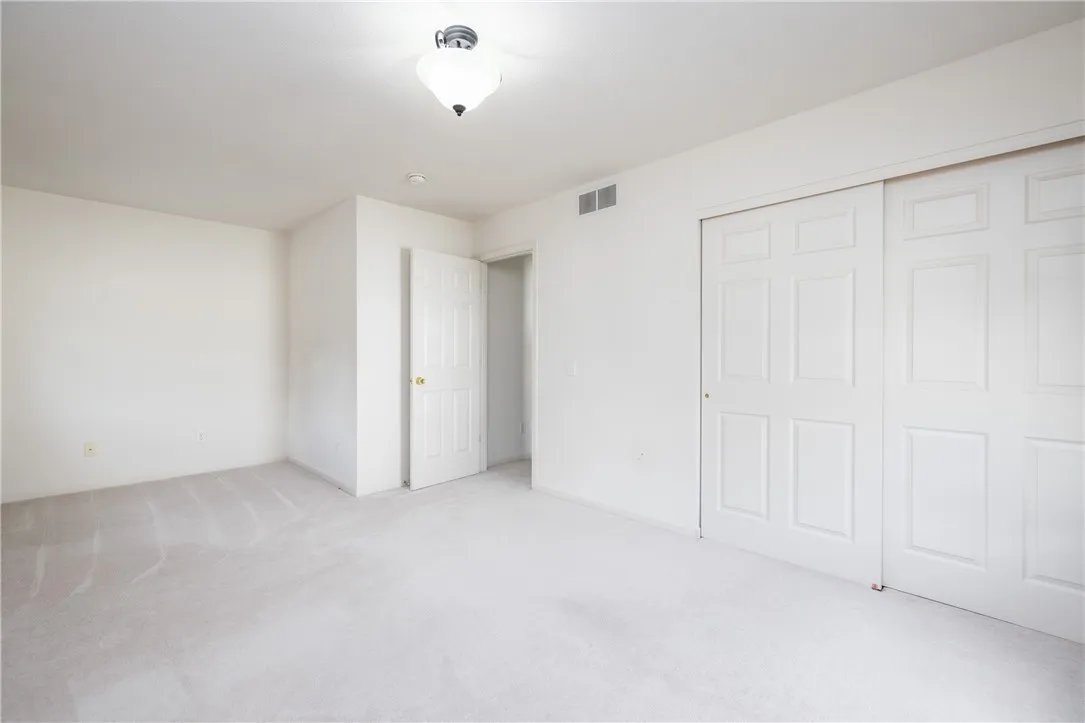 SPACIOUS THREE BEDROOMS