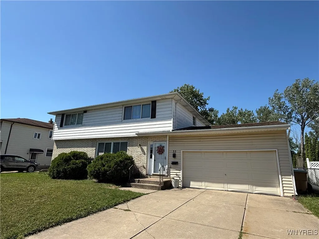 33 Sandy Lane, Cheektowaga, New York 14227, Cheektowaga, New York 14227, 6 Bedrooms Bedrooms, ,2 BathroomsBathrooms,Residential,Closed,33 Sandy Lane, Cheektowaga, New York 14227,0,B1635209