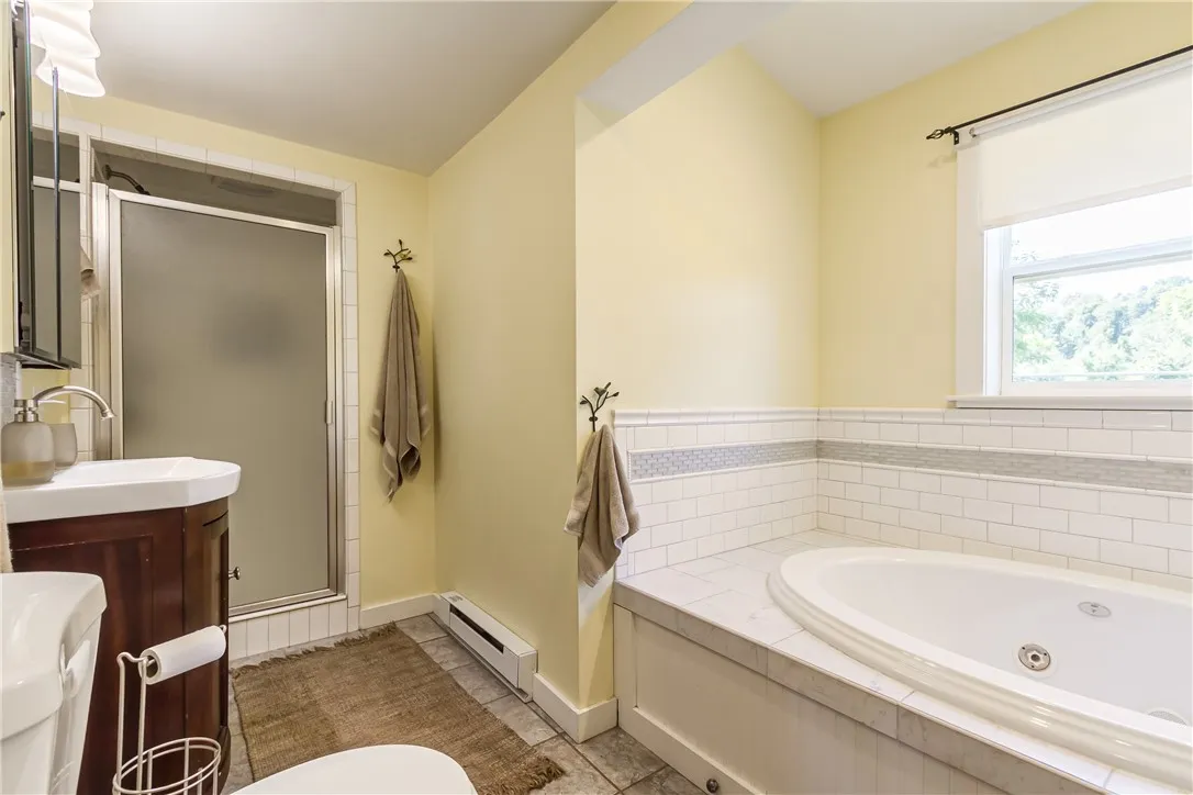 7625 West Port Bay Road, Huron, New York 14590, Huron, New York 14590, 5 Bedrooms Bedrooms, 8 Rooms Rooms,2 BathroomsBathrooms,Residential,For Sale,7625 West Port Bay Road, Huron, New York 14590,0,R1635071