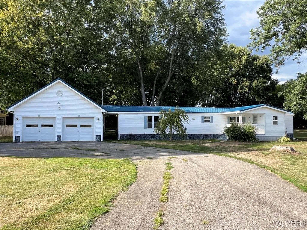 14079 West County House Road, Albion, New York 144, Albion, New York 14411, 2 Bedrooms Bedrooms, 5 Rooms Rooms,1 BathroomBathrooms,Residential,Closed,14079 West County House Road, Albion, New York 144,0,B1635485
