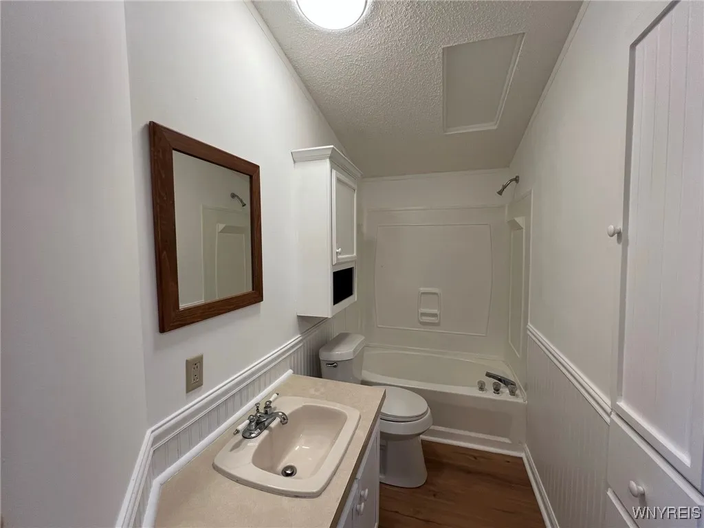 14079 West County House Road, Albion, New York 144, Albion, New York 14411, 2 Bedrooms Bedrooms, 5 Rooms Rooms,1 BathroomBathrooms,Residential,Closed,14079 West County House Road, Albion, New York 144,0,B1635485