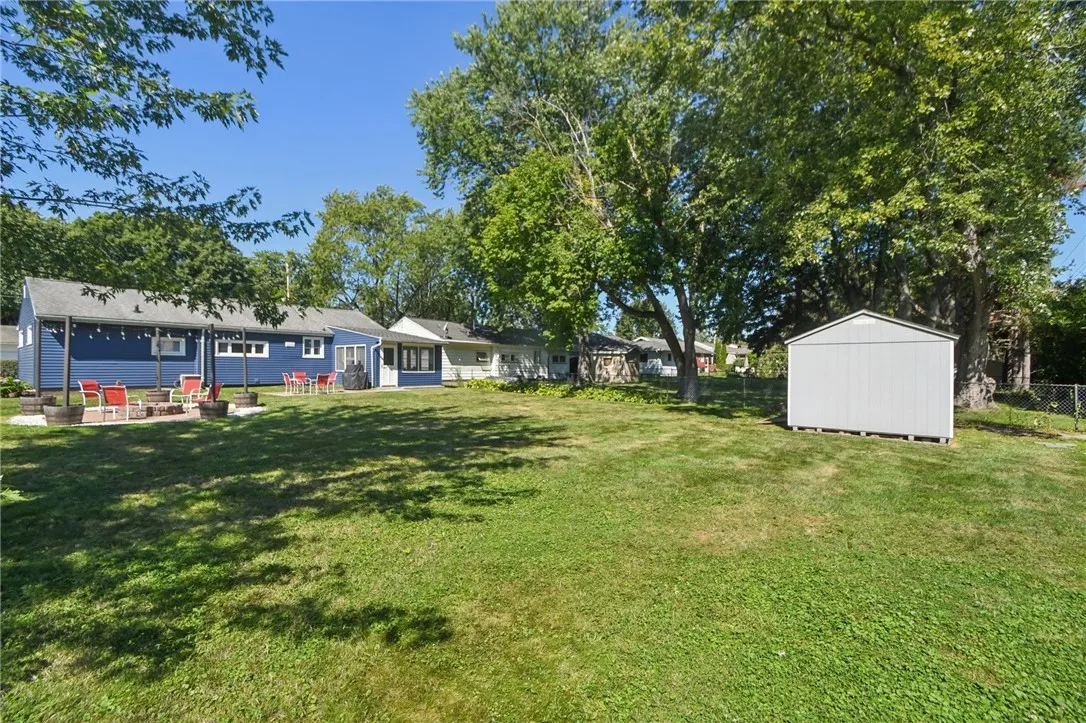 84 Forest Avenue, Irondequoit, New York 14622, Irondequoit, New York 14622, 2 Bedrooms Bedrooms, 6 Rooms Rooms,1 BathroomBathrooms,Residential,Closed,84 Forest Avenue, Irondequoit, New York 14622,0,R1634798