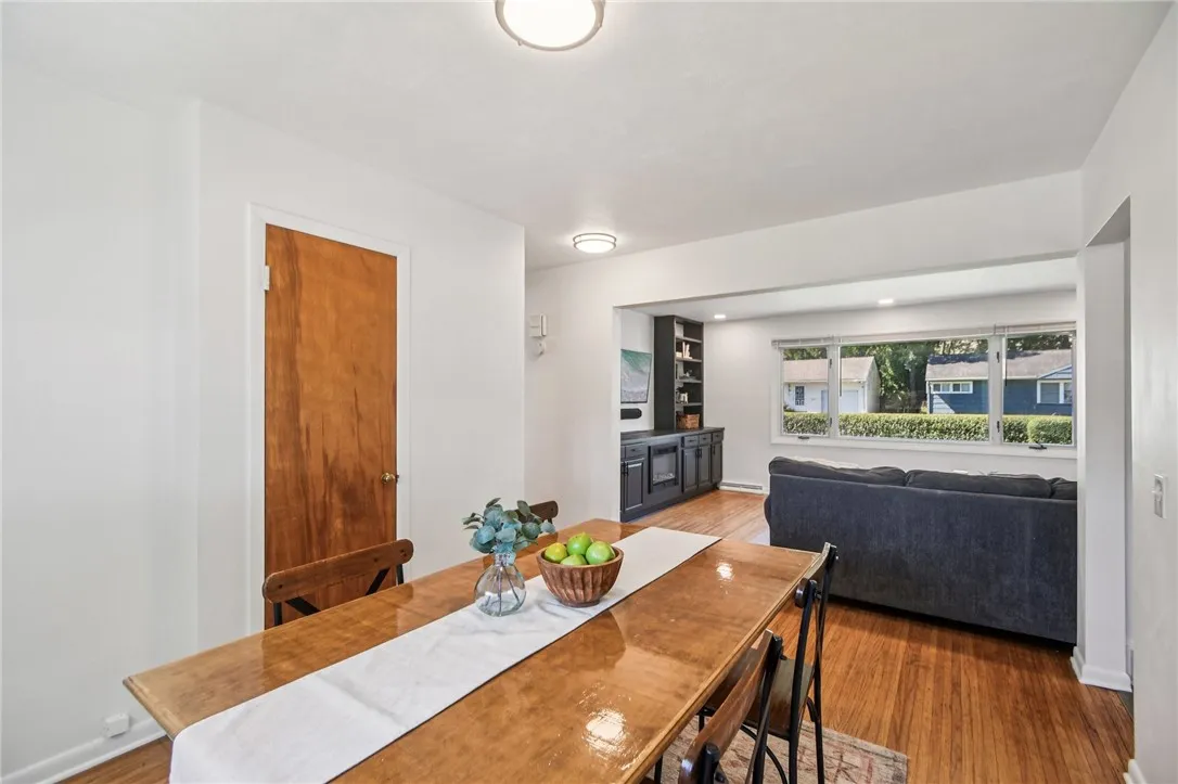 84 Forest Avenue, Irondequoit, New York 14622, Irondequoit, New York 14622, 2 Bedrooms Bedrooms, 6 Rooms Rooms,1 BathroomBathrooms,Residential,Closed,84 Forest Avenue, Irondequoit, New York 14622,0,R1634798