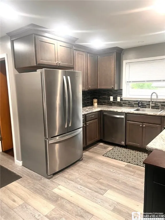 239 Connecticut Avenue, Jamestown, New York 14701, Jamestown, New York 14701, 2 Bedrooms Bedrooms, 5 Rooms Rooms,1 BathroomBathrooms,Residential,Closed,239 Connecticut Avenue, Jamestown, New York 14701,0,R1635308