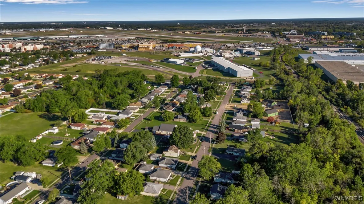 252 Hyland Avenue, Cheektowaga, New York 14043, Cheektowaga, New York 14043, 3 Bedrooms Bedrooms, 6 Rooms Rooms,1 BathroomBathrooms,Residential,For Sale,252 Hyland Avenue, Cheektowaga, New York 14043,0,B1635489