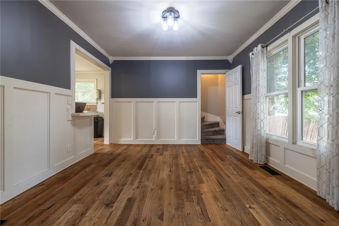 4 Merrick Avenue, Manchester, New York 14504, Manchester, New York 14504, 2 Bedrooms Bedrooms, 5 Rooms Rooms,1 BathroomBathrooms,Residential,Closed,4 Merrick Avenue, Manchester, New York 14504,0,R1631539