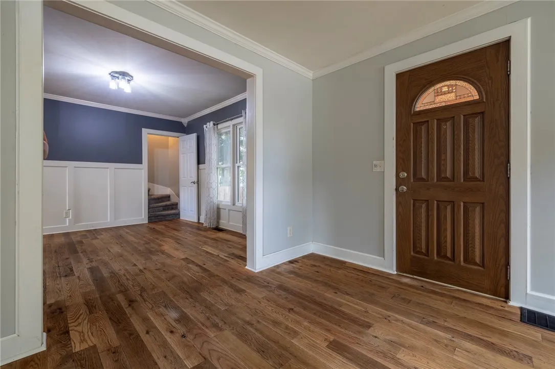4 Merrick Avenue, Manchester, New York 14504, Manchester, New York 14504, 2 Bedrooms Bedrooms, 5 Rooms Rooms,1 BathroomBathrooms,Residential,Closed,4 Merrick Avenue, Manchester, New York 14504,0,R1631539