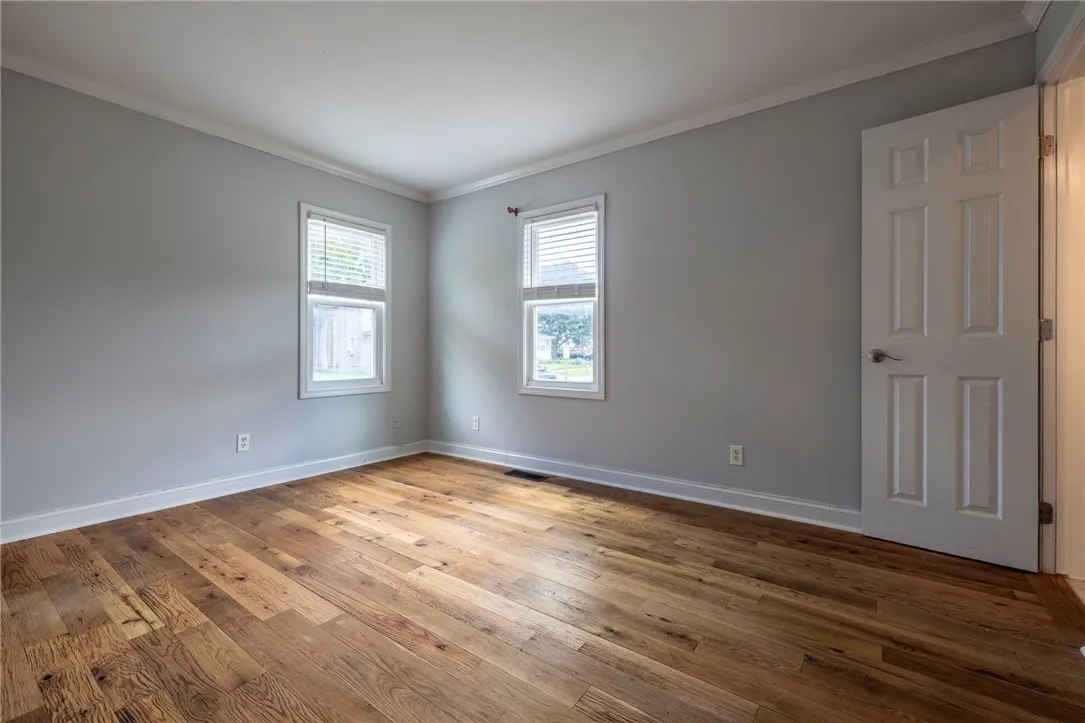 4 Merrick Avenue, Manchester, New York 14504, Manchester, New York 14504, 2 Bedrooms Bedrooms, 5 Rooms Rooms,1 BathroomBathrooms,Residential,Closed,4 Merrick Avenue, Manchester, New York 14504,0,R1631539