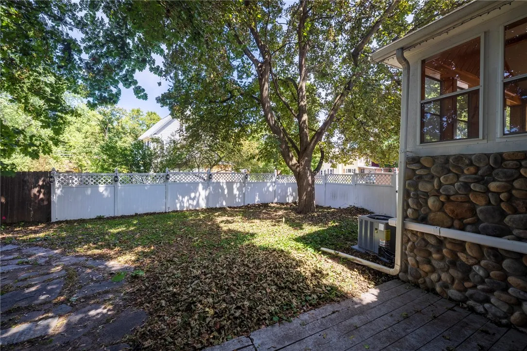 4 Merrick Avenue, Manchester, New York 14504, Manchester, New York 14504, 2 Bedrooms Bedrooms, 5 Rooms Rooms,1 BathroomBathrooms,Residential,Closed,4 Merrick Avenue, Manchester, New York 14504,0,R1631539